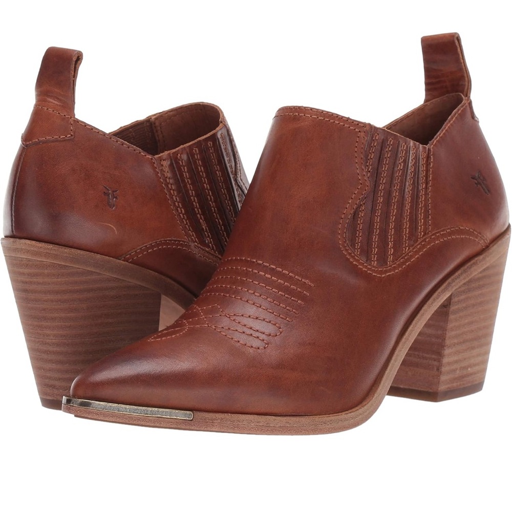 Frye Faye shootie / bootie in caramel leather, size 11